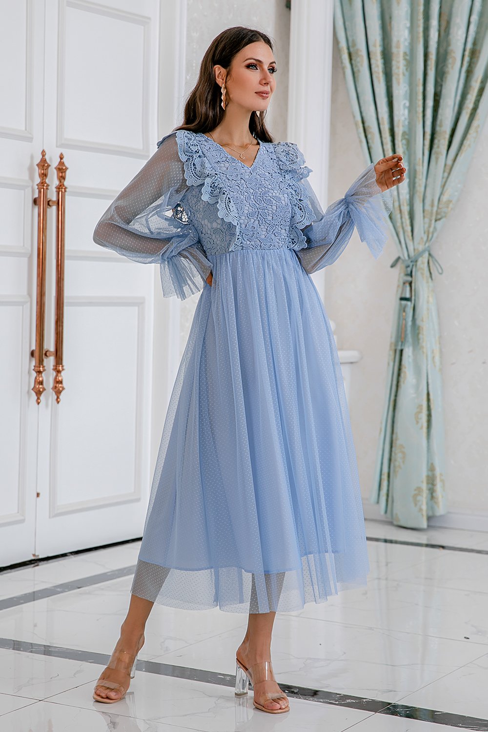 Amandine | Robe de bal longue en tulle brodé