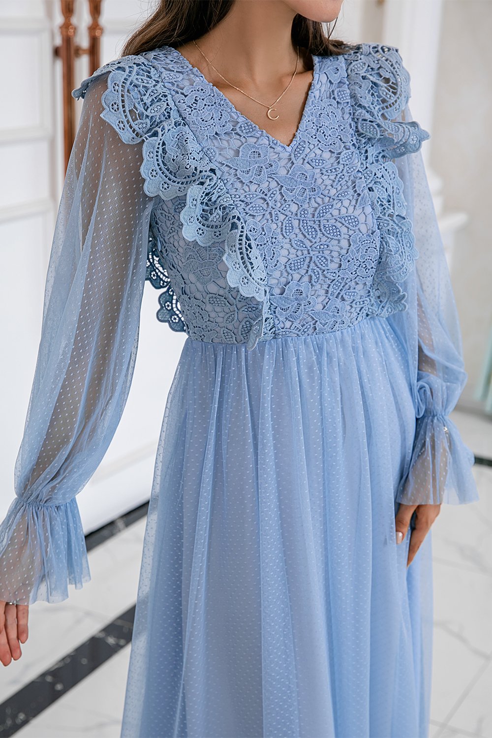 Amandine | Robe de bal longue en tulle brodé